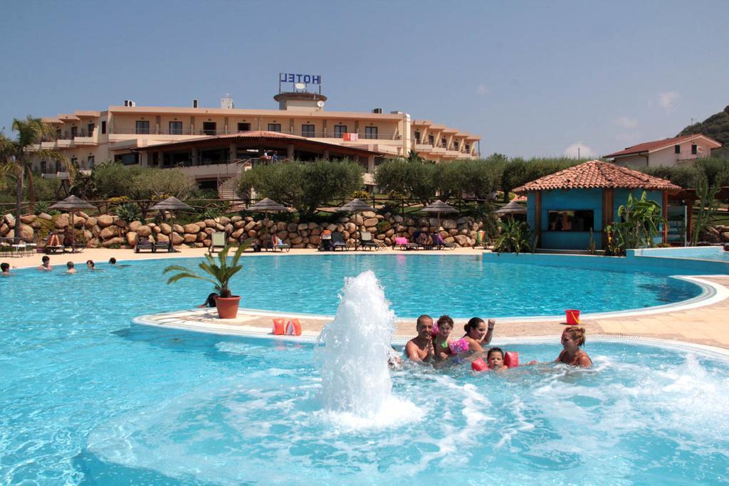 Hotel Santa Chiara Capo Vaticano Exterior foto