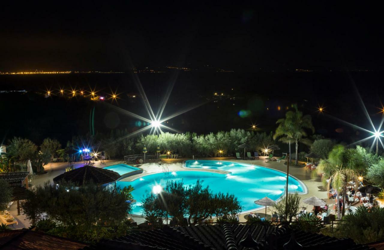 Hotel Santa Chiara Capo Vaticano Exterior foto